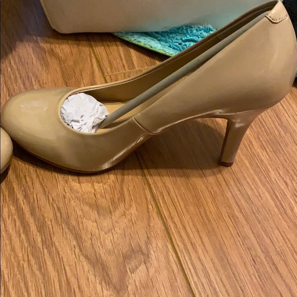 Nude heels (worn once)